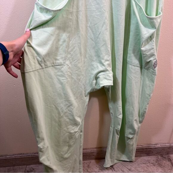 NWT Free People Movement Hot Shot Onesie In Pistachio-Mint Green Large - Picture 8 of 13
